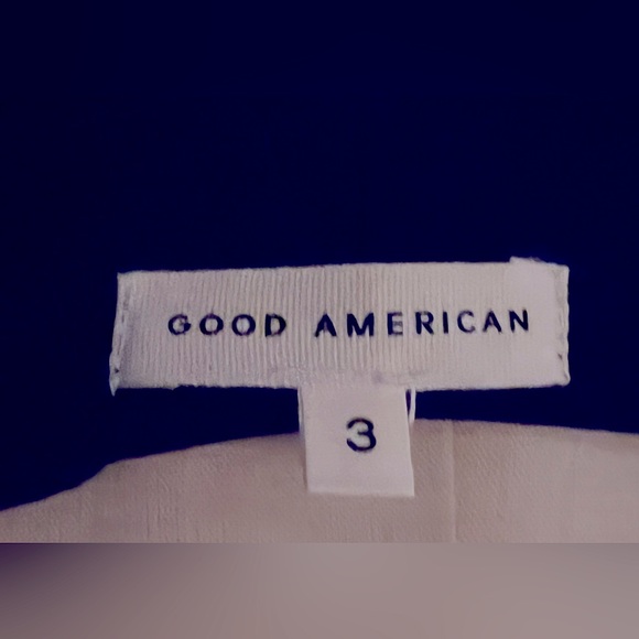 GOOD AMERICAN ESSENTIALS STIRRUP ESSENTIAL LEGGINGS - Picture 7 of 8